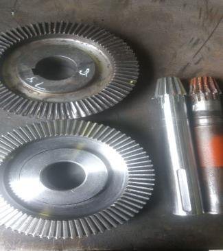 Bevel gears and pinions